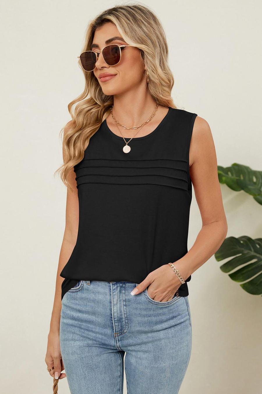 Women Sleeveless Tops | Black Solid Color Pleated Tank Top