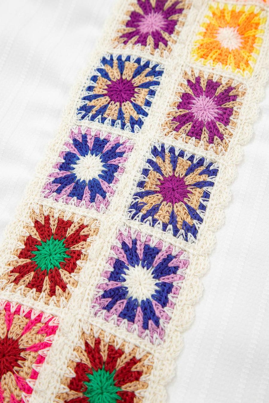 Women Sleeveless Tops | White Crochet Floral Notch V Neck Textured Blouse